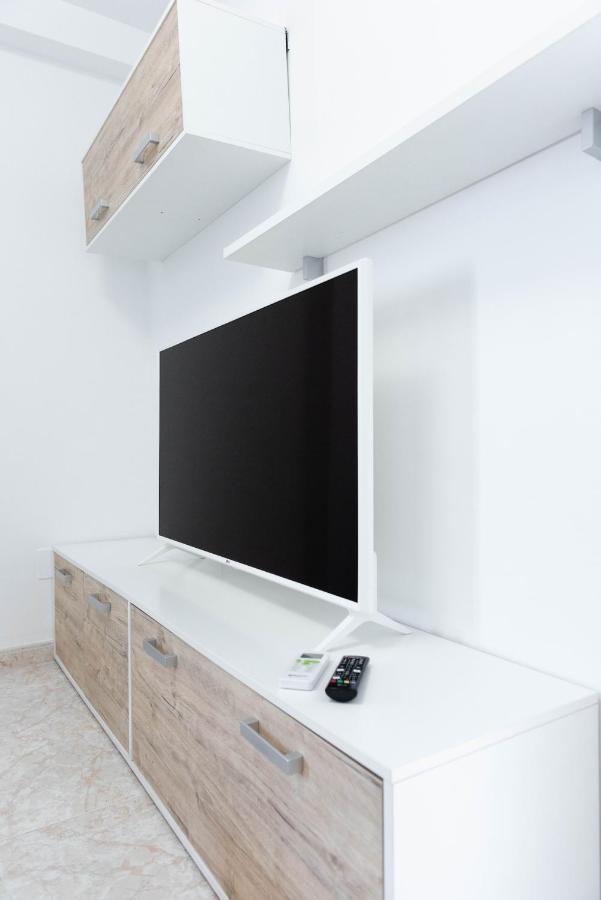 Edificio Chaparil Apartment Nerja Exterior photo
